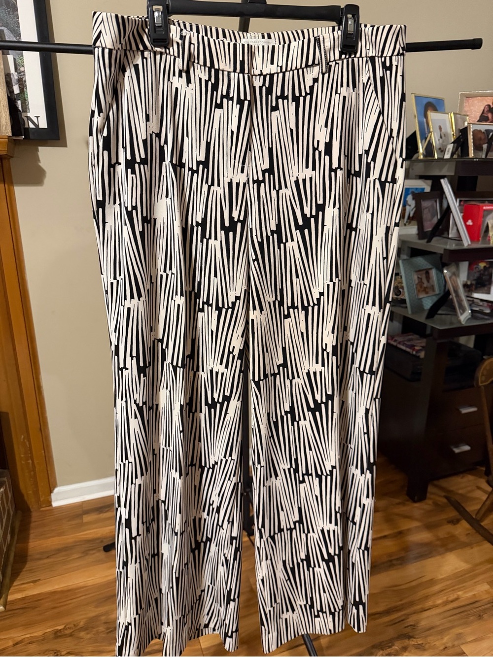 New York & Company Black & White Patterned Women's Wide Leg Pants Size 14